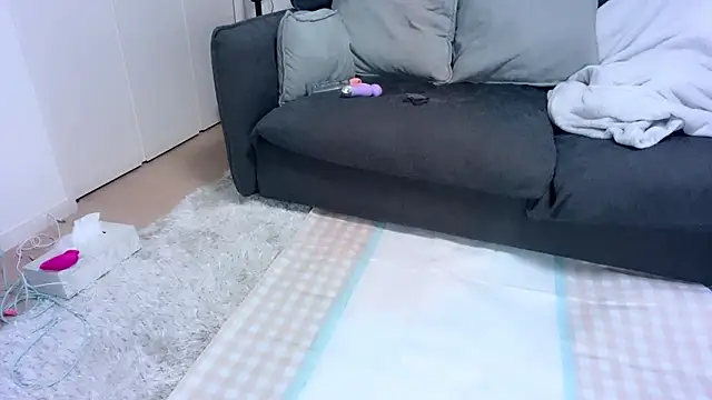 Snapshot of moemilk chatting on October 2025 01:39:01 AM moemilk online show from October 2025 01:39:01 AM