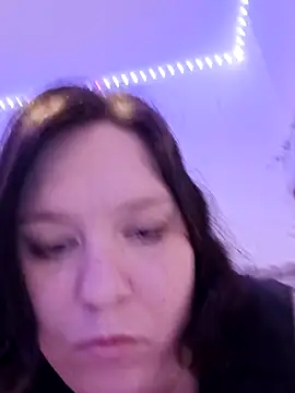 Feuchtekitty92xh online show from November 2025 04:27:01 PM