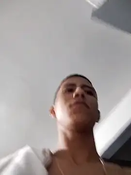 Snapshot of Davig4 chatting on September 2025 11:08:01 PM Davig4 online show from September 2025 11:08:01 PM