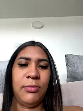 Snapshot of Penelophe01 chatting on October 2025 05:12:02 PM Penelophe01 online show from October 2025 05:12:02 PM