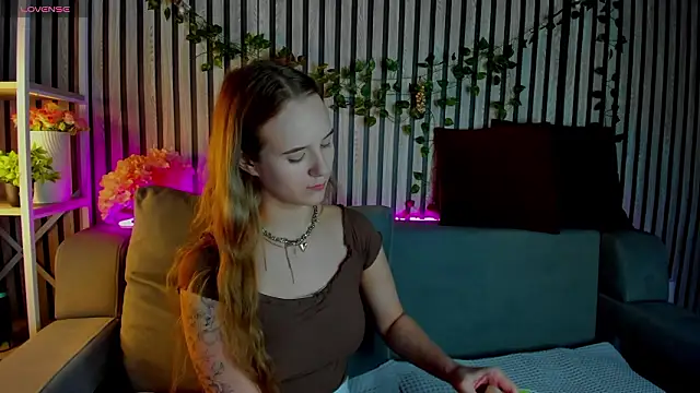 Snapshot of Casey_Sweeet chatting on February 2026 09:19:02 AM Casey Sweeet online show from February 2026 09:19:02 AM