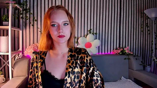 Casey Sweeet online show from July 2026 11:51:02 PM