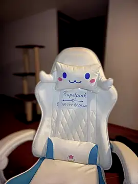 isabela l online show from October 2025 10:54:02 PM