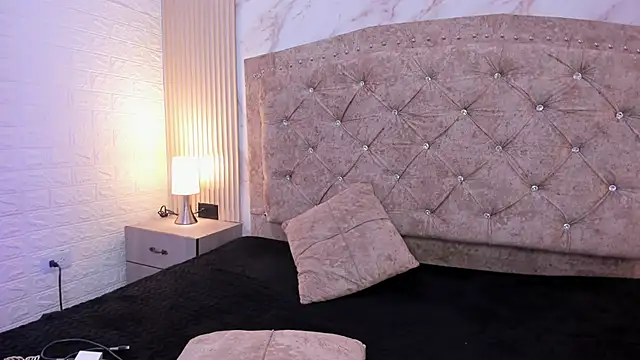 AnastasiaColeman online show from September 2025 08:22:01 PM