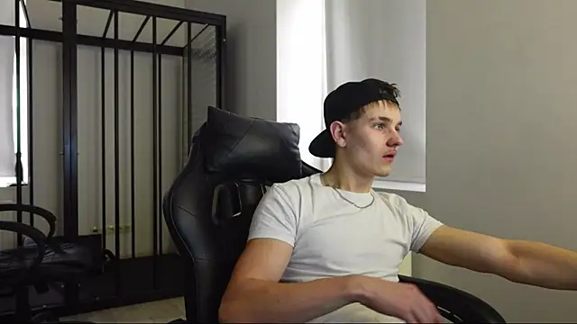 Mark Karson online show from October 2025 09:33:01 AM