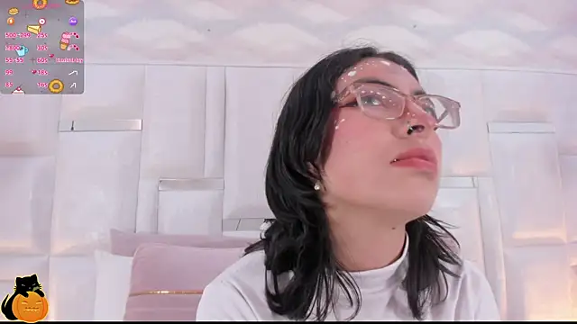 Im Molly Angel online show from October 2025 08:31:01 PM