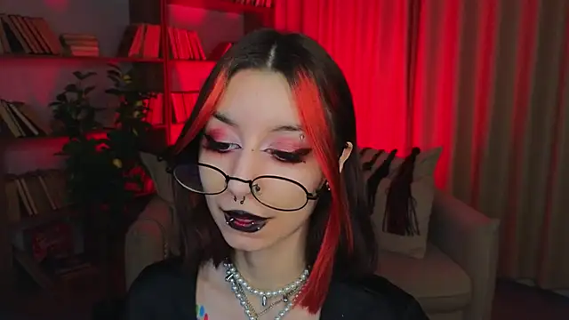 Snapshot of Mistress__Marcelline chatting on February 2026 10:12:01 AM Mistress Marcelline online show from February 2026 10:12:01 AM