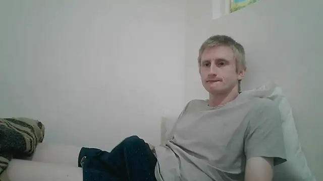 Snapshot of tcute0 chatting on May 2026 05:24:01 AM tcute0 online show from May 2026 05:24:01 AM