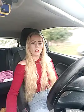 DeeA Blondy online show from October 2025 12:24:02 PM