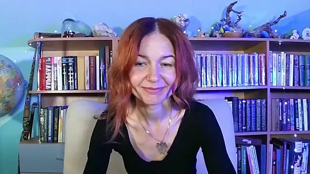 Foxilady357 online show from November 2025 03:33:02 PM