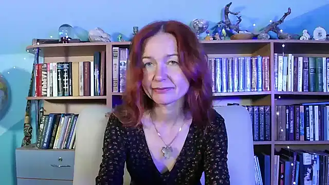 Snapshot of Foxilady357 chatting on April 2026 05:30:01 PM Foxilady357 online show from April 2026 05:30:01 PM