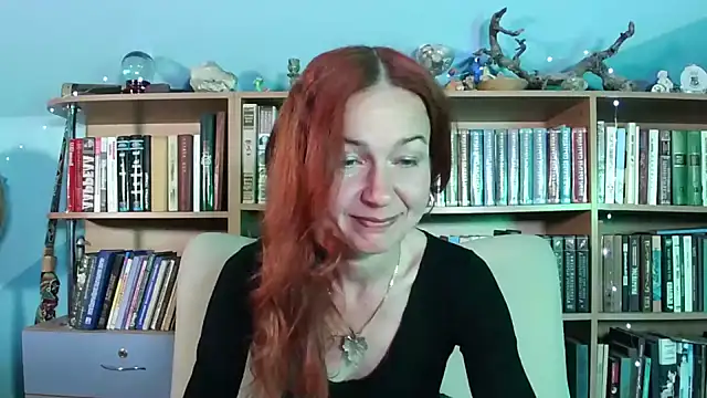 Snapshot of Foxilady357 chatting on May 2026 02:01:01 PM Foxilady357 online show from May 2026 02:01:01 PM