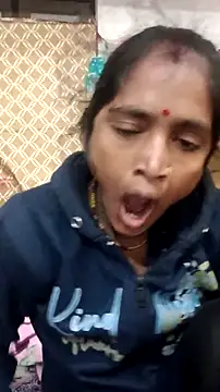 Guriya0076 online show from November 2025 12:46:01 AM