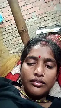 Guriya0076 online show from February 2026 09:00:02 PM