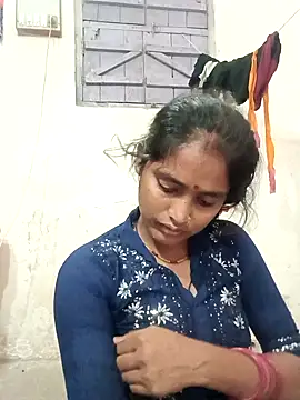 Guriya0076 online show from March 2026 03:42:01 PM