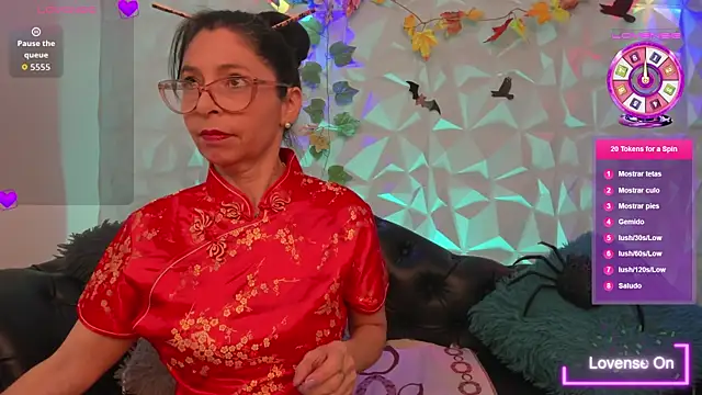 SabinaDeluxe cg online show from October 2025 12:50:01 PM