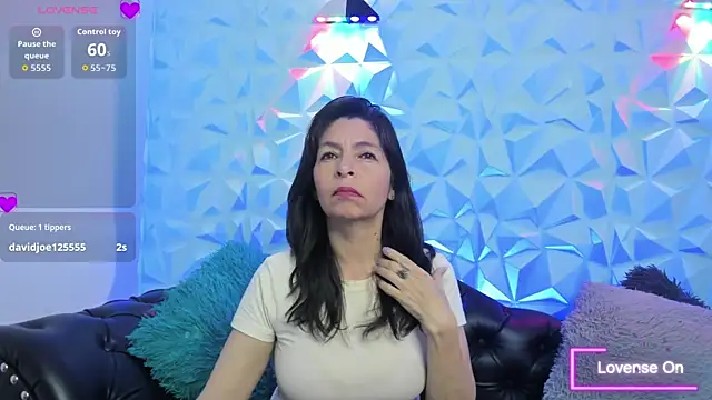 SabinaDeluxe cg online show from November 2025 12:34:01 PM