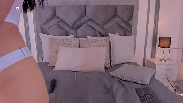 lucianacohelo online show from September 2025 12:16:02 PM