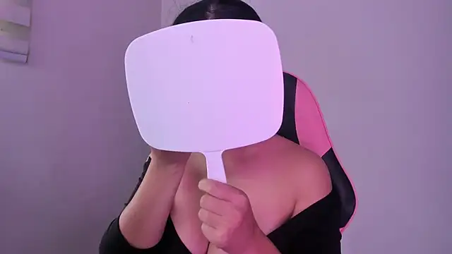 Arianna Jannes online show from March 2026 04:21:02 PM