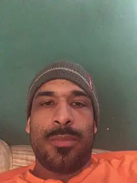 Snapshot of BEBE5757 chatting on February 2026 05:43:02 PM BEBE5757 online show from February 2026 05:43:02 PM