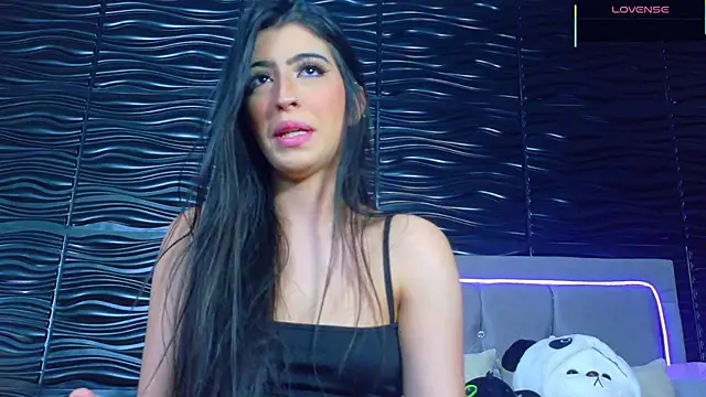 Ambar Bull online show from September 2025 12:21:02 PM