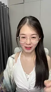 Qianqian-888 online show from November 2025 12:46:01 AM