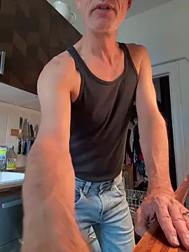 Snapshot of SexyLeon8 chatting on September 2025 05:51:02 AM SexyLeon8 online show from September 2025 05:51:02 AM