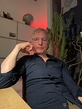 SexyLeon8 online show from March 2026 06:03:01 PM