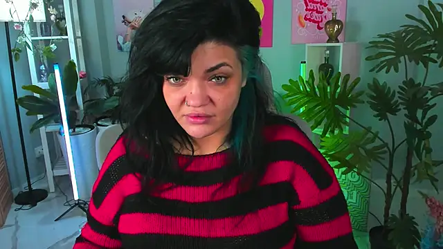 MaryHarrys online show from November 2025 02:33:01 AM