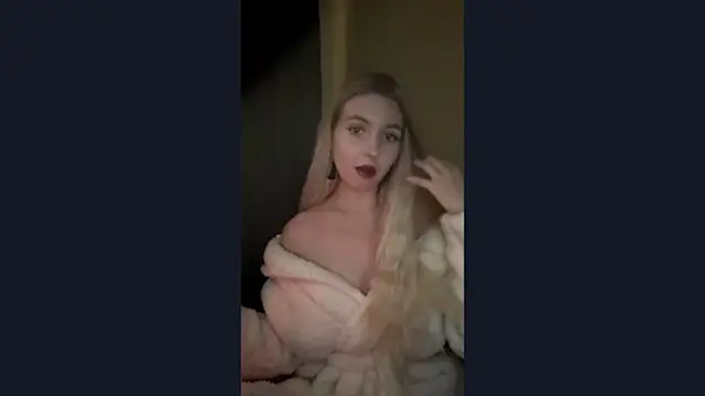 Snapshot of sindi_love_u chatting on October 2025 08:15:02 AM sindi love u online show from October 2025 08:15:02 AM