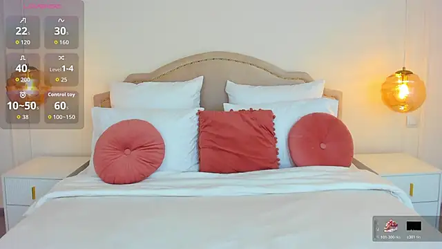 MilaMour online show from October 2025 08:24:02 PM