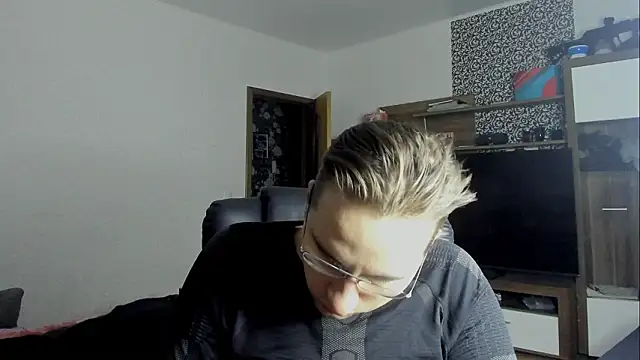 romiosabrino online show from February 2026 09:24:01 PM