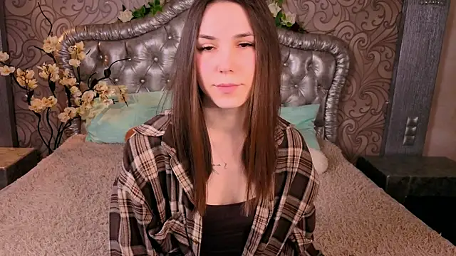 -CindyLou online show from February 2026 05:11:01 AM