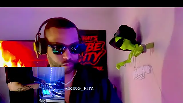 KING FITZ online show from April 2026 02:55:01 AM