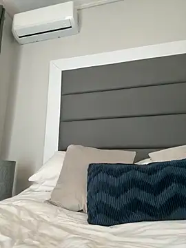 LilMisIndianx online show from October 2025 08:56:02 AM