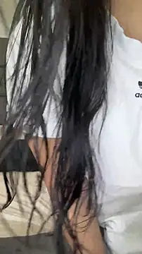 Snapshot of LilMisIndianx chatting on March 2026 08:16:01 AM LilMisIndianx online show from March 2026 08:16:01 AM