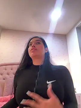 Bella  Wood online show from March 2026 08:37:01 PM