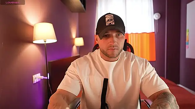 RikAdlerr online show from April 2026 08:19:01 AM