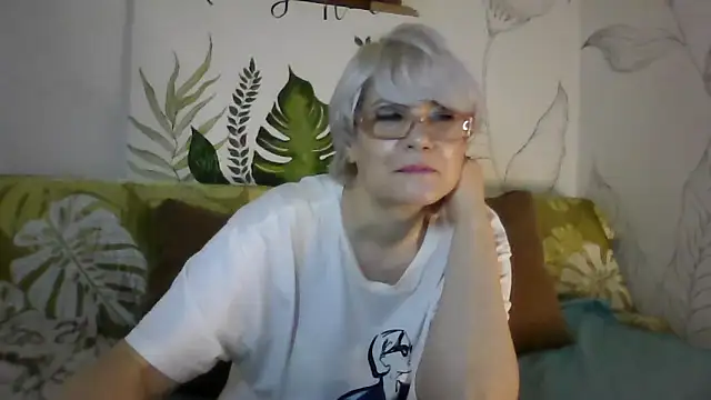 Snapshot of Catty_Lady chatting on February 2026 07:31:02 PM Catty Lady online show from February 2026 07:31:02 PM