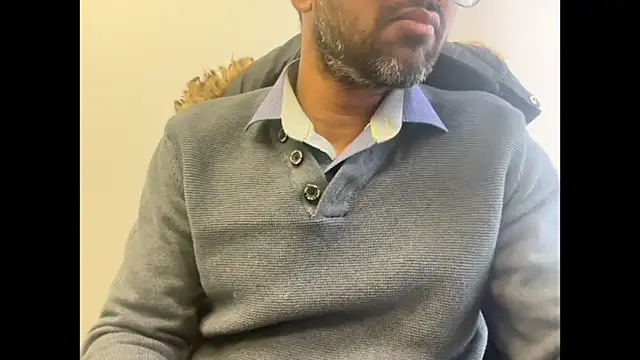 pranastro00 online show from December 2025 03:40:02 PM