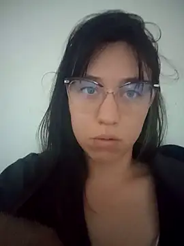 Snapshot of lareinalareinadelanal chatting on October 2025 11:42:01 AM lareinalareinadelanal online show from October 2025 11:42:01 AM