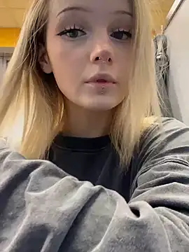 softlyblessed online show from October 2025 09:01:01 PM