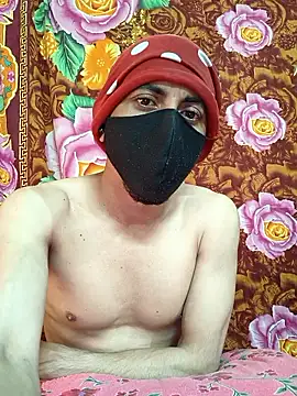 Seducing couple online show from January 2026 08:52:01 AM