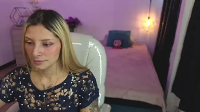 Jennaa Cooper online show from November 2025 06:57:01 PM