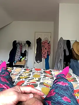 Snapshot of Bourne_606 chatting on October 2025 01:32:01 PM Bourne 606 online show from October 2025 01:32:01 PM