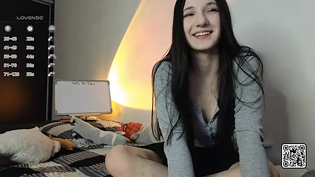 OdelynBagge online show from November 2025 05:01:02 PM