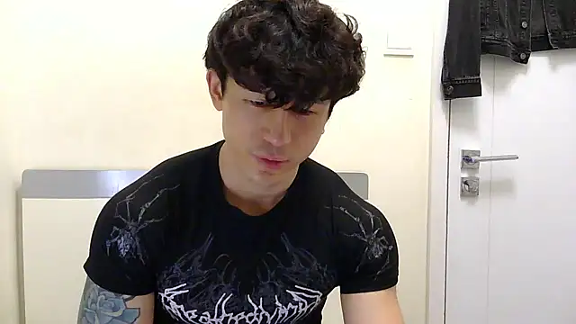 natenatejosh online show from November 2025 01:56:02 PM