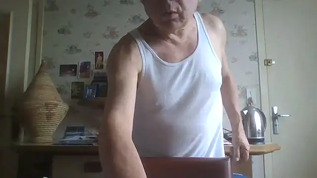 Snapshot of gegevincent chatting on May 2026 12:12:01 PM gegevincent online show from May 2026 12:12:01 PM