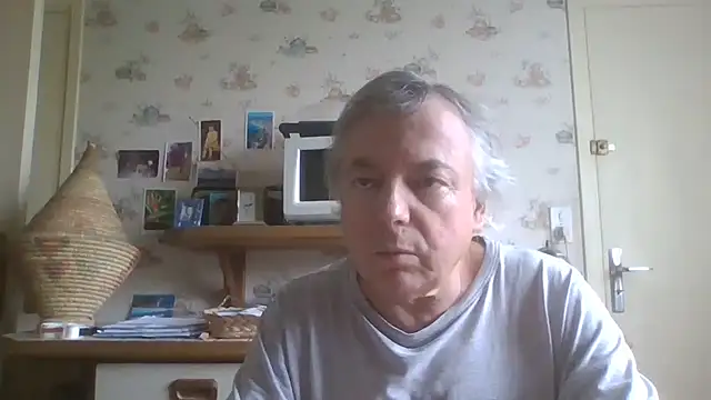 Snapshot of gegevincent chatting on June 2026 01:49:01 PM gegevincent online show from June 2026 01:49:01 PM