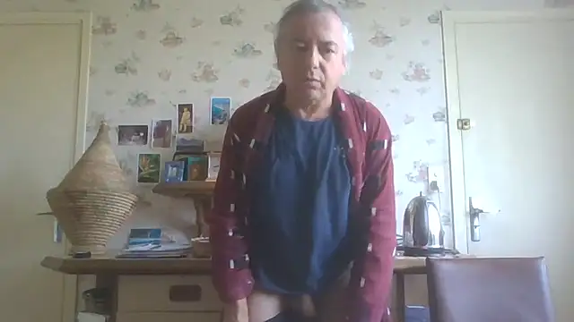 Snapshot of gegevincent chatting on June 2026 09:18:02 AM gegevincent online show from June 2026 09:18:02 AM